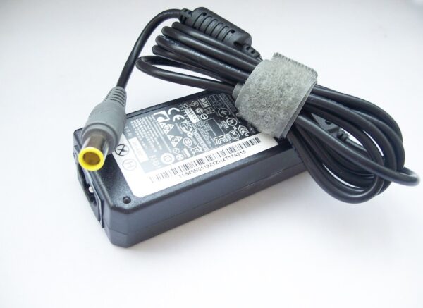 623179b3f11b3569667015 Chargeur Lenovo Occasion – 90W 20v, 4.5A