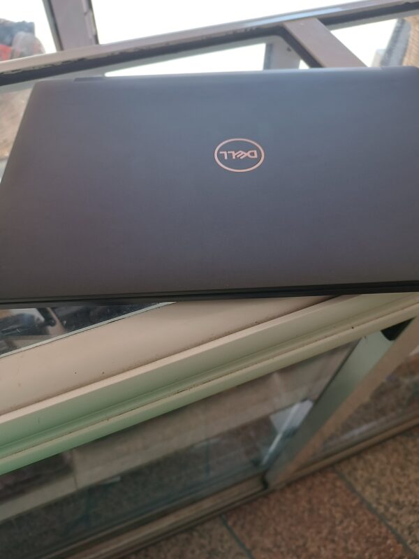 DELL LATITUDE 7490 I5 7TH Gen 8GB Ram 256GB SSD 14inch HD Win 10/11 Pro