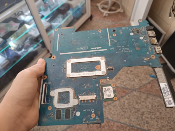 IMG_20250731_123257 Carte mère ZS050 AS056 LA-B972P LA-A992P pour ordinateur portable HP Pavilion 15-R 250 G3 avec processeur i3 i5-5200U